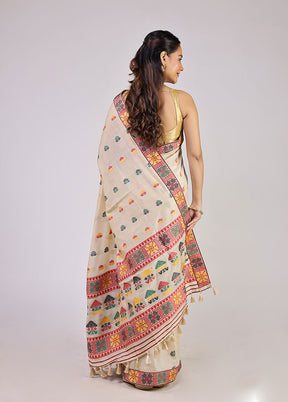 Cream Assam Silk Saree With Blouse Piece