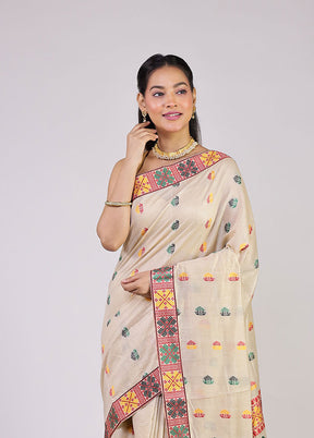 Cream Assam Silk Saree With Blouse Piece