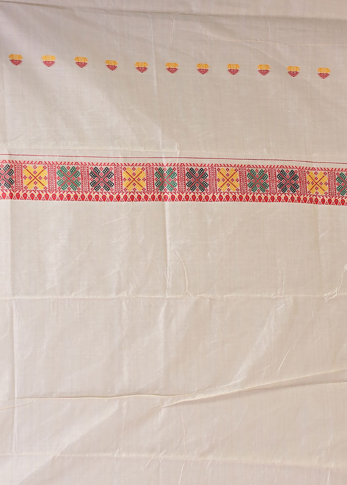 Cream Assam Silk Saree With Blouse Piece
