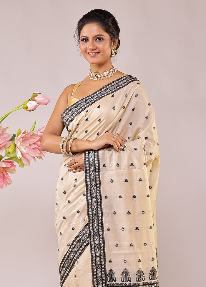 Cream Assam Silk Saree With Blouse Piece