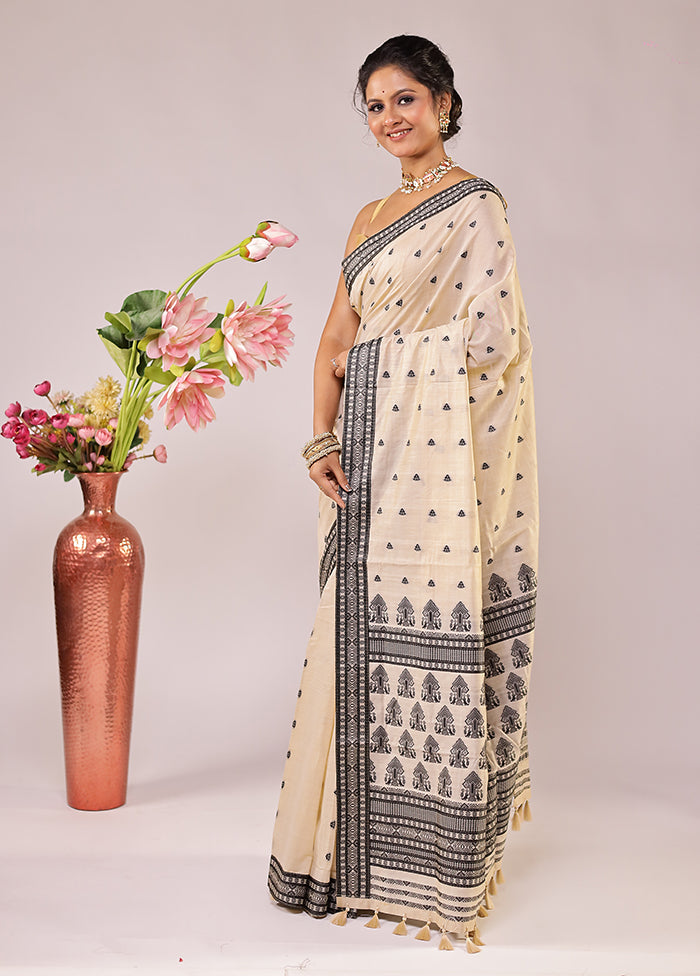 Cream Assam Silk Saree With Blouse Piece