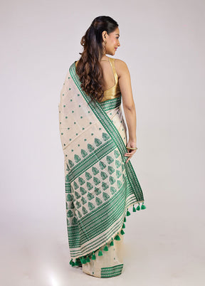 Phuljhari Jodi – Cream Assam Silk Saree & Green Cotton Kurta Set