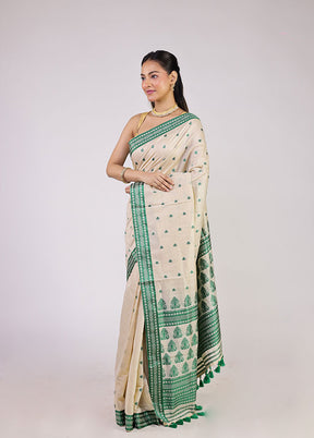 Phuljhari Jodi – Cream Assam Silk Saree & Green Cotton Kurta Set