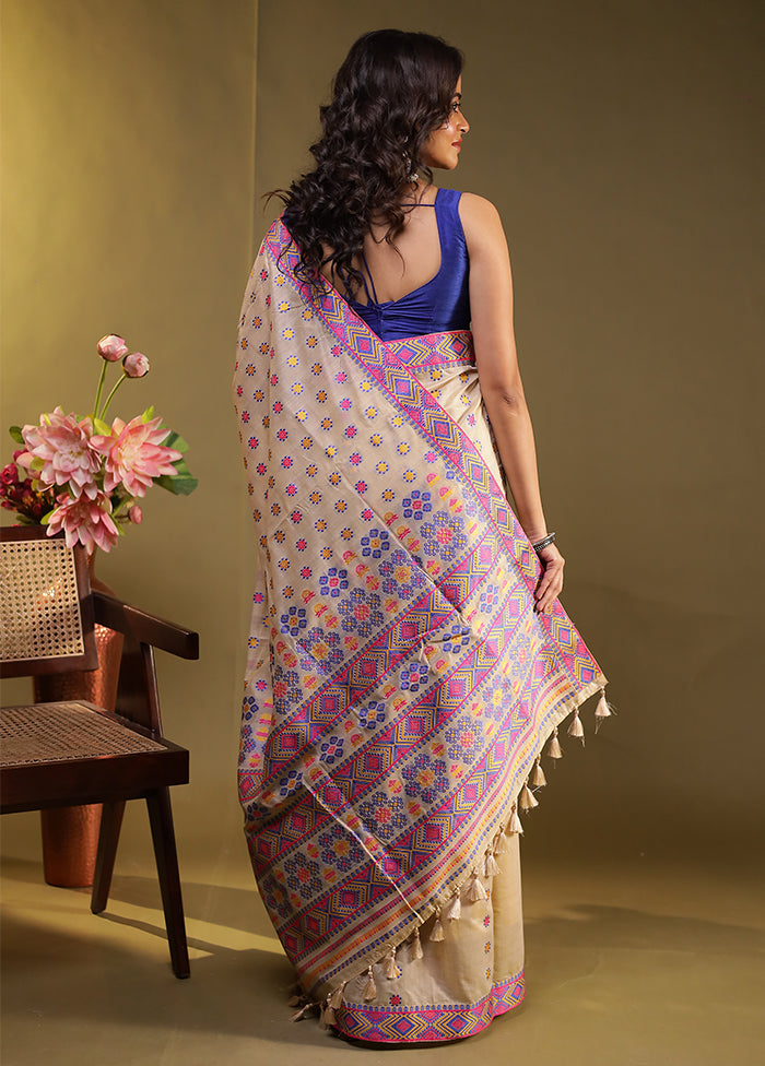 Cream Assam Silk Saree With Blouse Piece