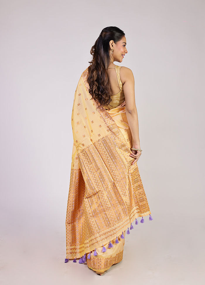 Cream Assam Silk Saree With Blouse Piece