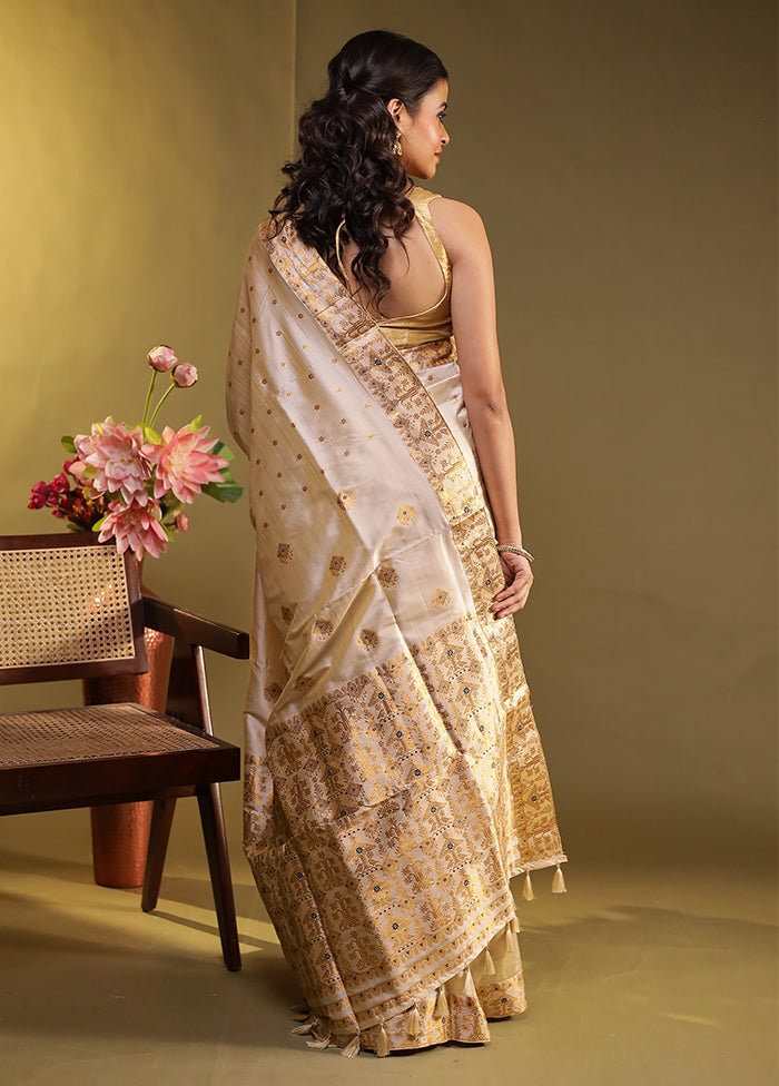 Cream Assam Silk Saree With Blouse Piece