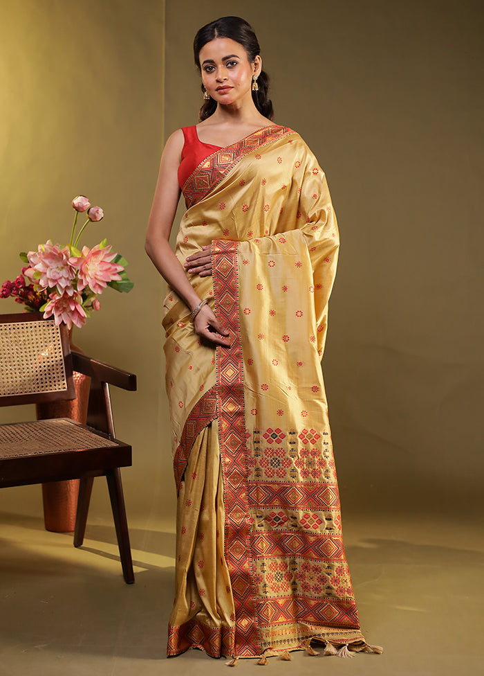 Cream Assam Silk Saree With Blouse Piece