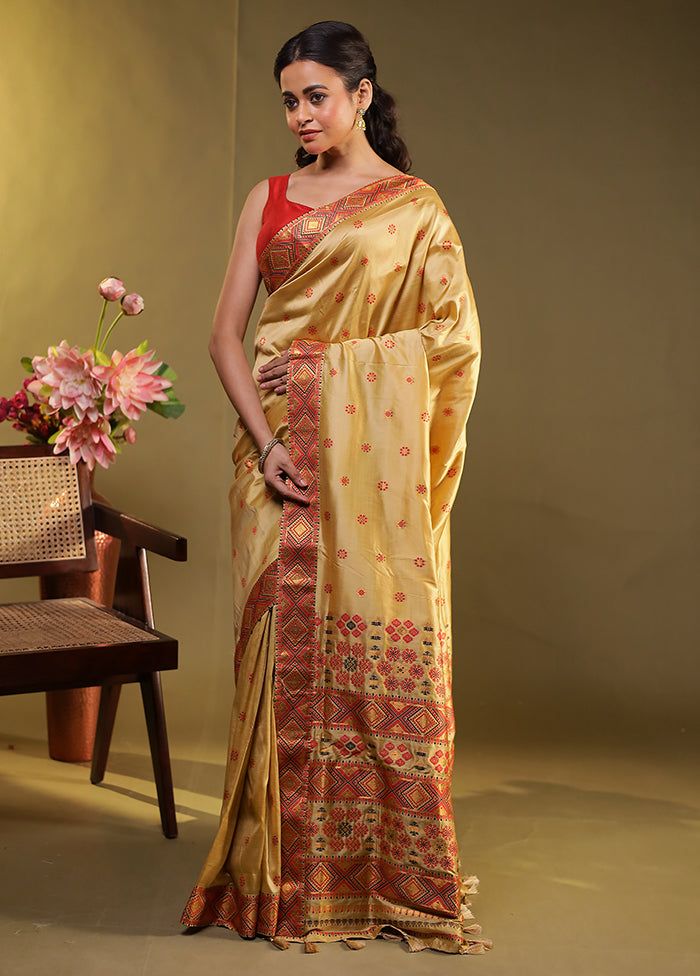 Cream Assam Silk Saree With Blouse Piece
