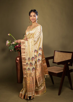 Cream Assam Silk Saree With Blouse Piece