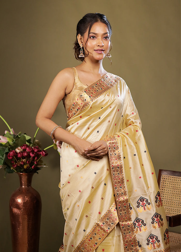 Cream Assam Silk Saree With Blouse Piece