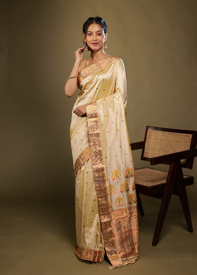 Cream Assam Silk Saree With Blouse Piece