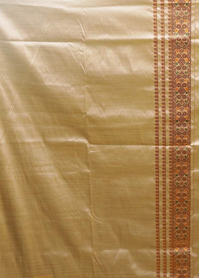 Cream Assam Silk Saree With Blouse Piece