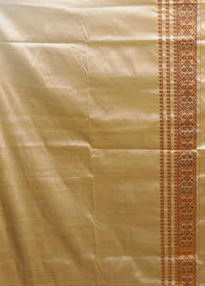 Cream Assam Silk Saree With Blouse Piece