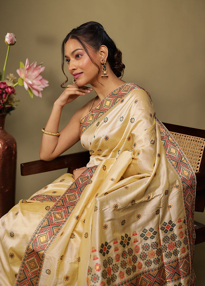 Cream Assam Silk Saree With Blouse Piece