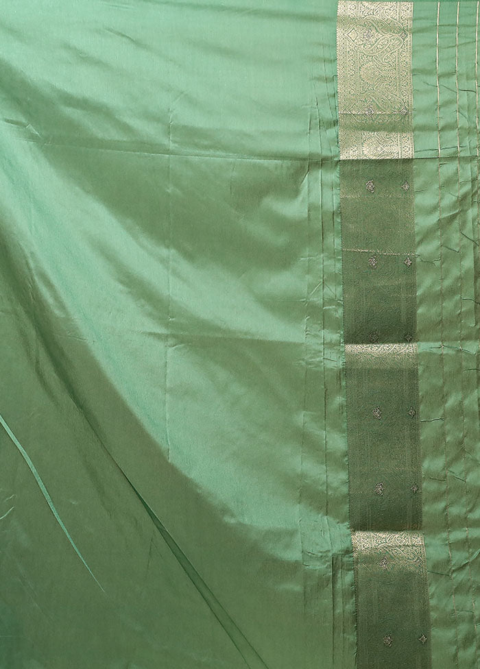 Green Dupion Silk Saree With Blouse Piece