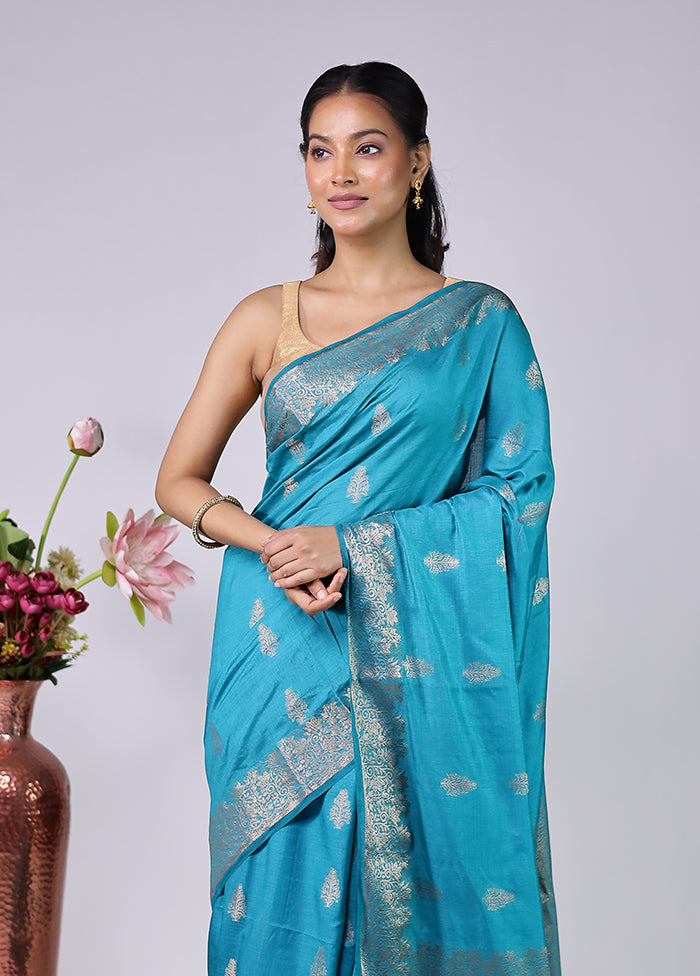 Chandan Haze Duo – Cream Assam Silk & Blue Dupion Silk Sarees