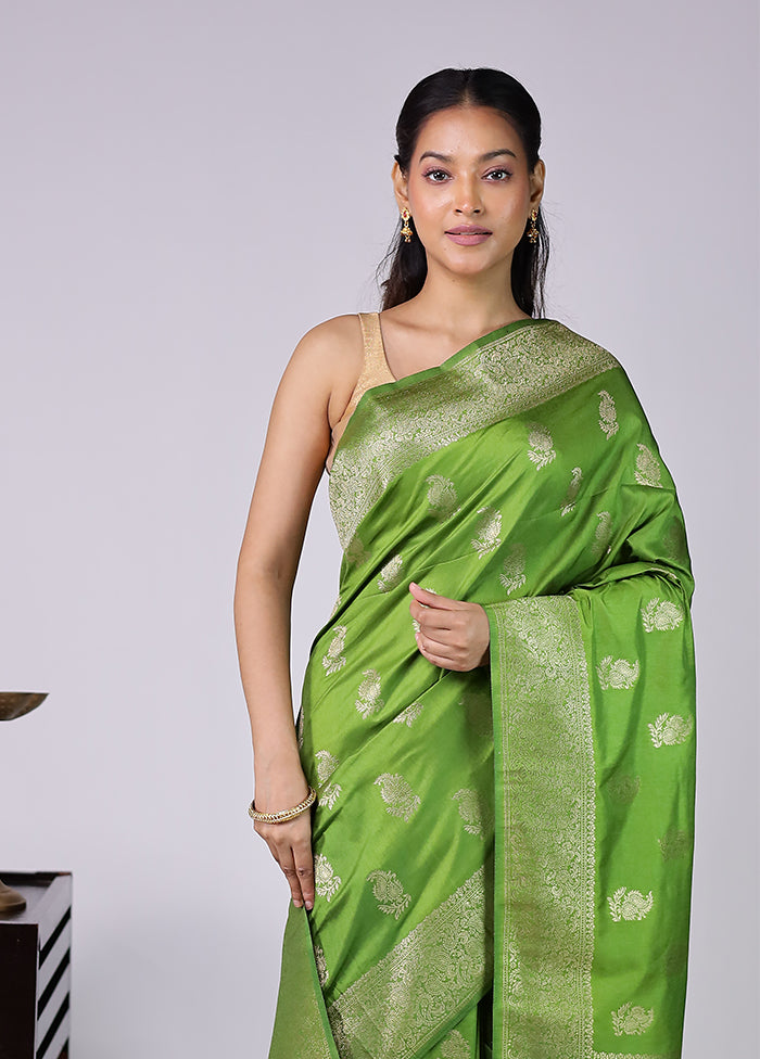 Green Dupion Silk Saree With Blouse Piece