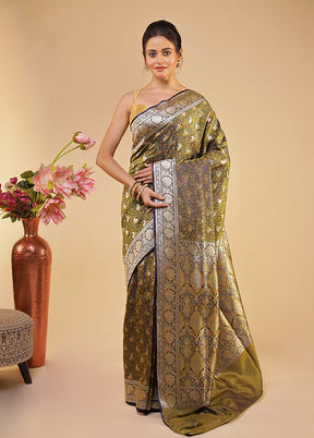 Blue Tanchoi Silk Saree With Blouse Piece