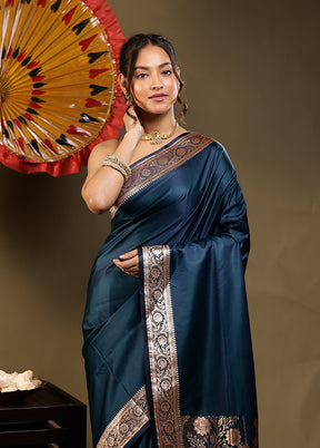 Green Banarasi Silk Saree With Blouse Piece