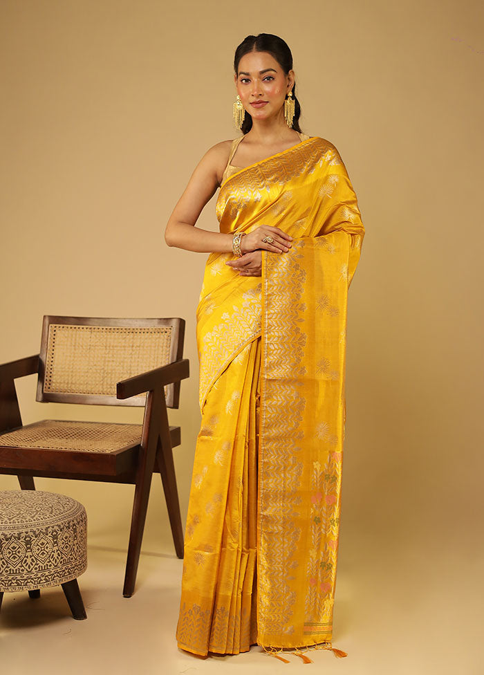Yellow Dupion Silk Saree With Blouse Piece