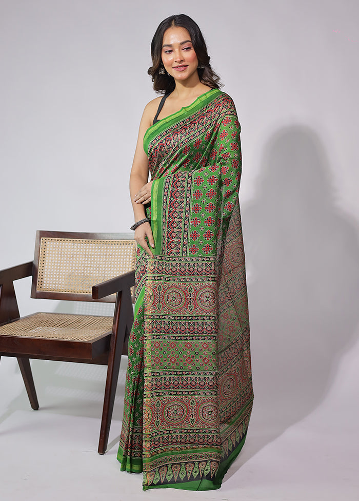 Green Chanderi Silk Saree With Blouse Piece