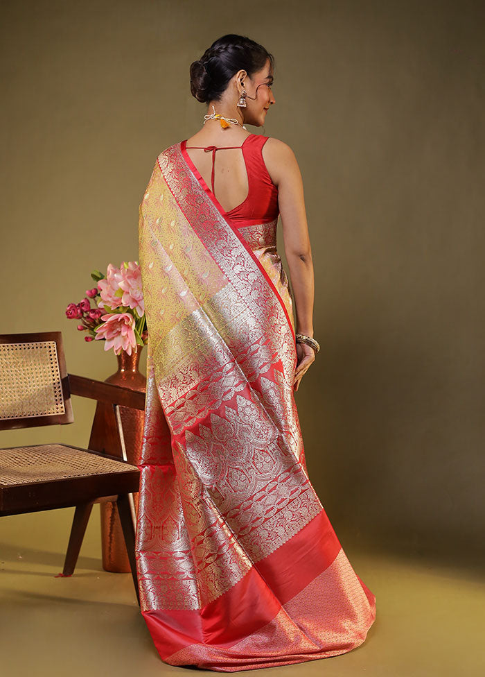 Cream Tanchoi Silk Saree With Blouse Piece