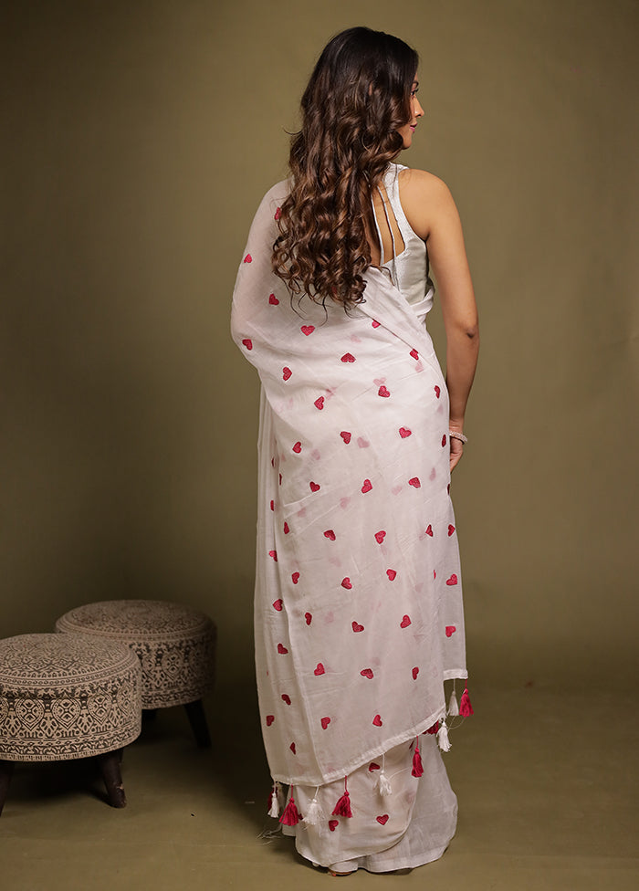 White Matka Silk Saree With Blouse Piece