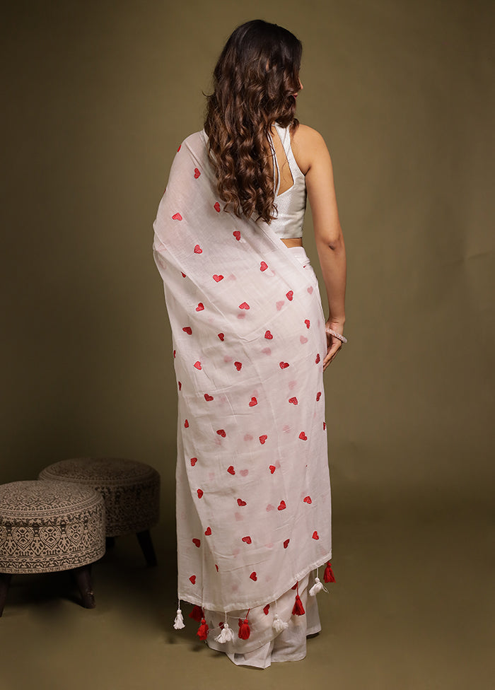 White Matka Silk Saree With Blouse Piece