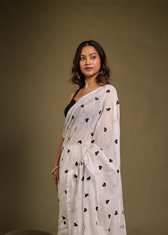 White Matka Silk Saree With Blouse Piece