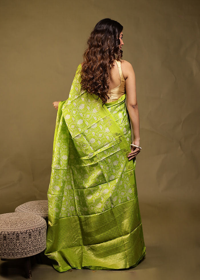 Green Dupion Silk Saree With Blouse Piece