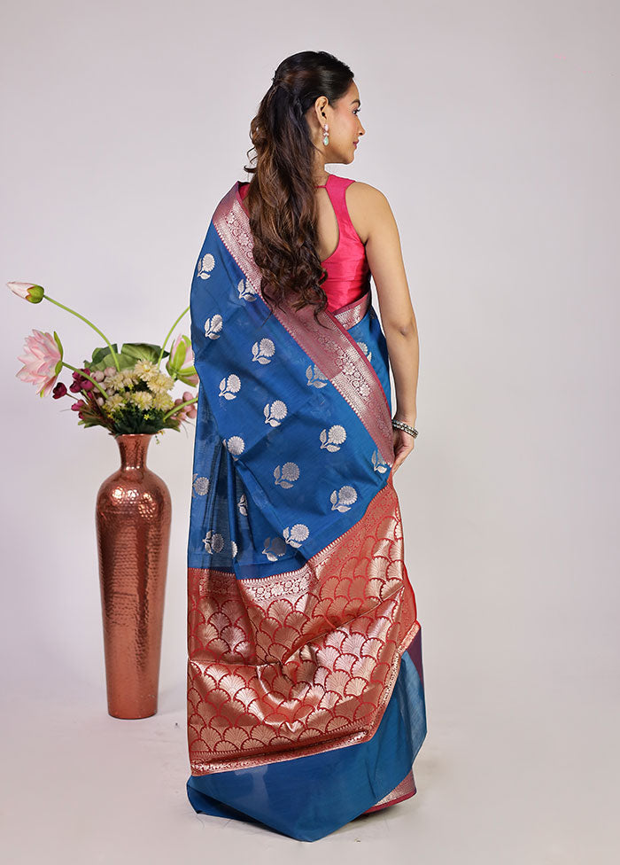 Blue Cotton Saree With Blouse Piece