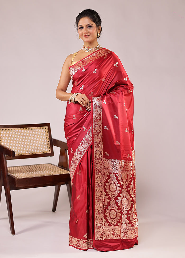 Red Banarasi Silk Saree With Blouse Piece