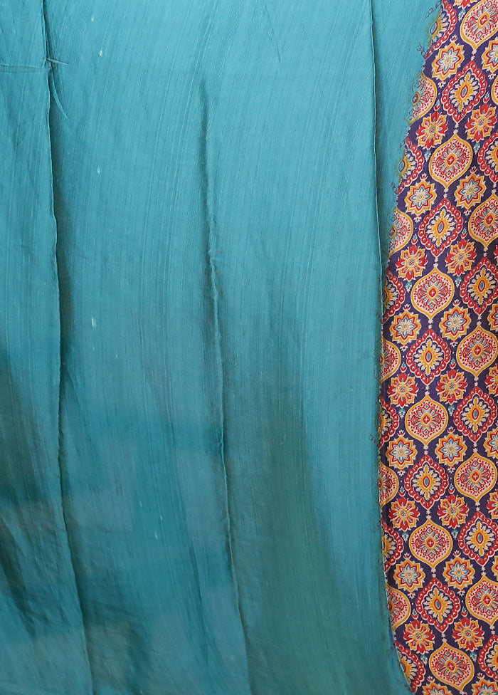 Blue Printed Silk Saree Without Blouse Piece