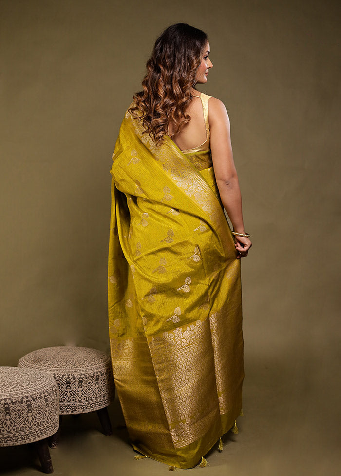 Green Dupion Silk Saree With Blouse Piece