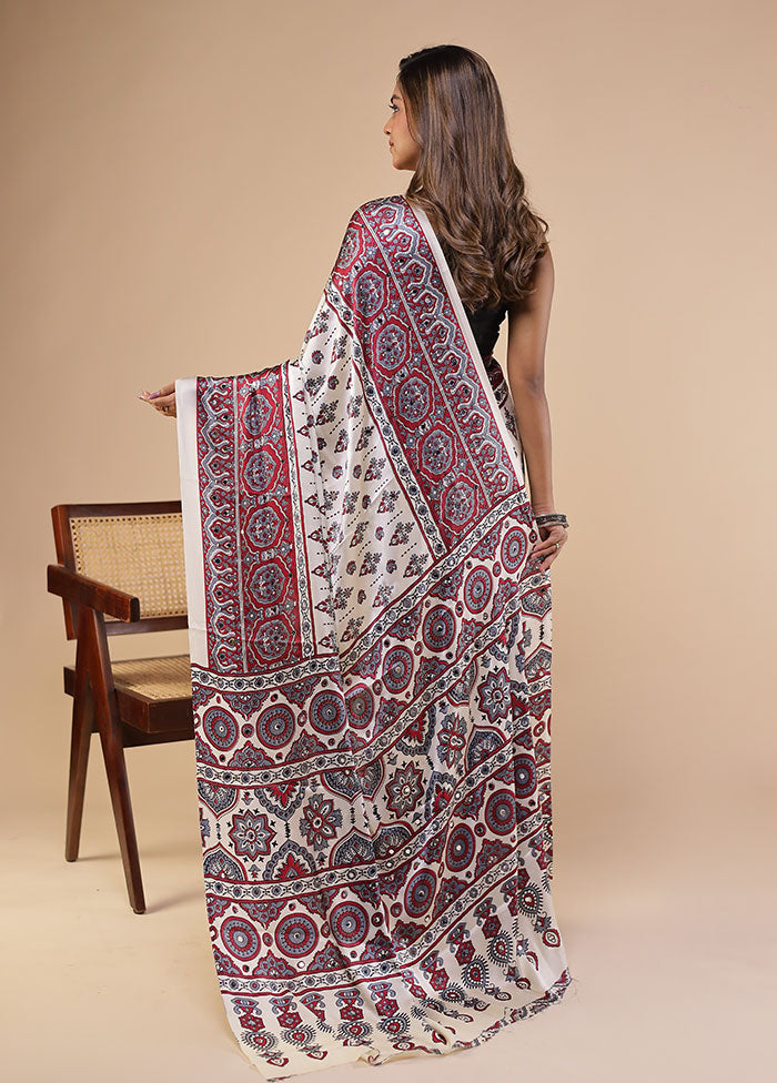 Cream Printed Silk Saree Without Blouse Piece
