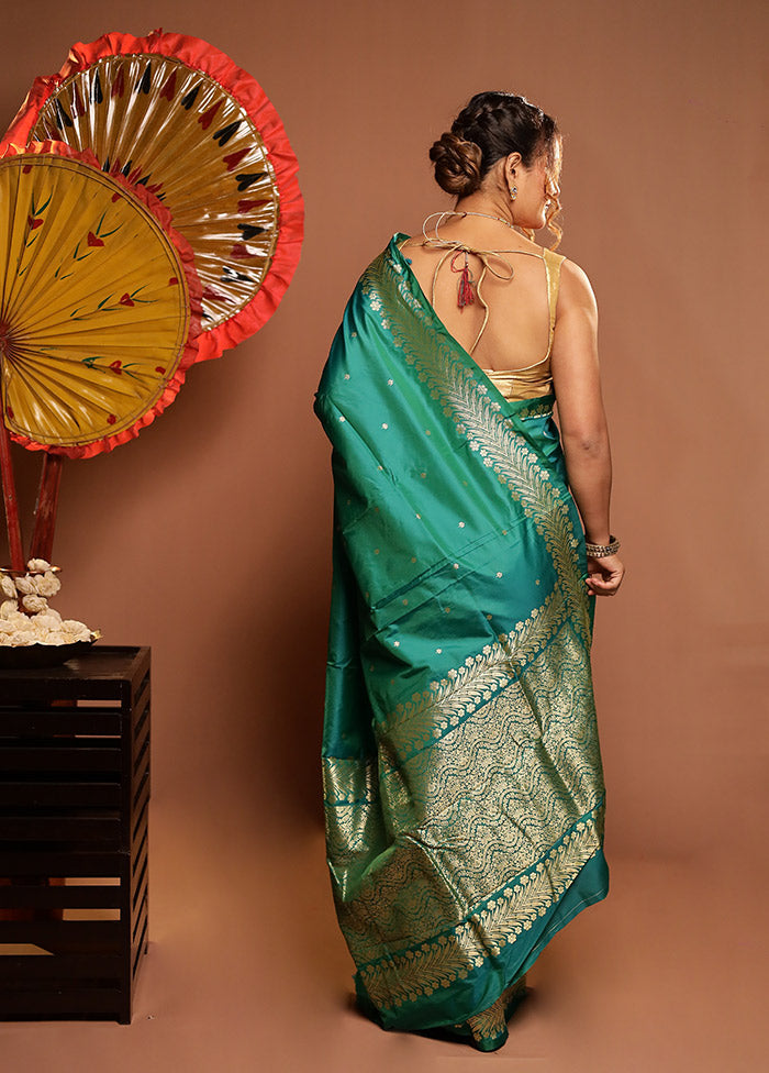 Green Kanjivaram Silk Saree With Blouse Piece