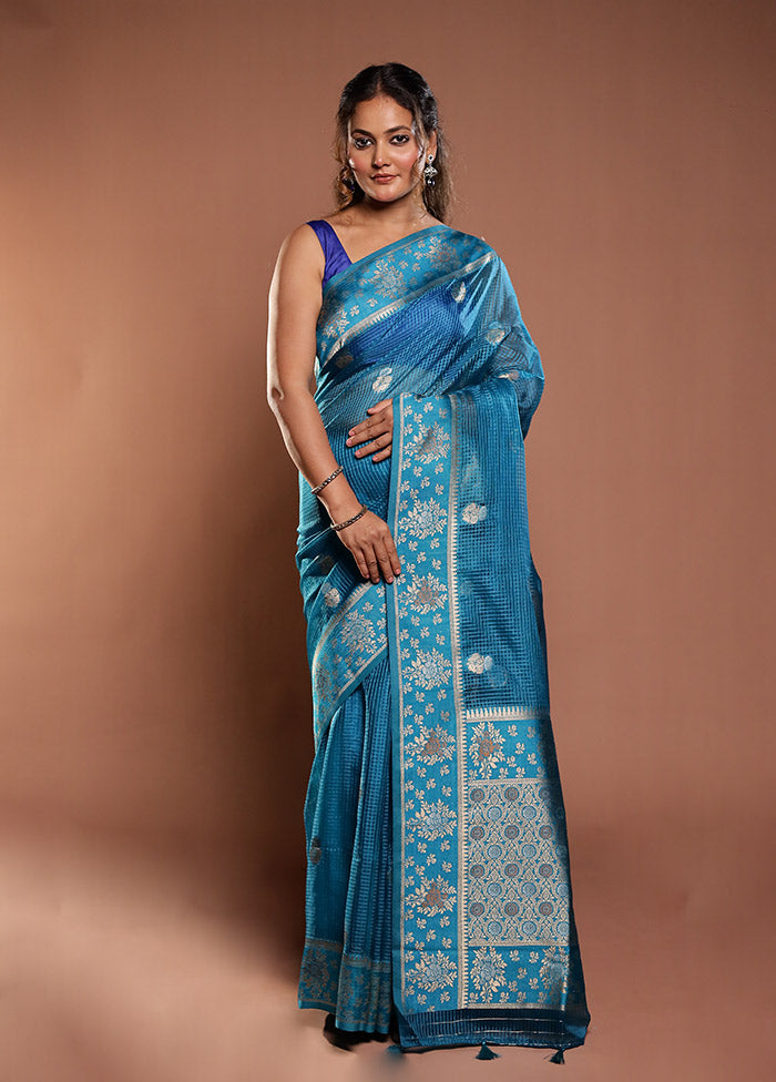 Green Cotton Saree With Blouse Piece