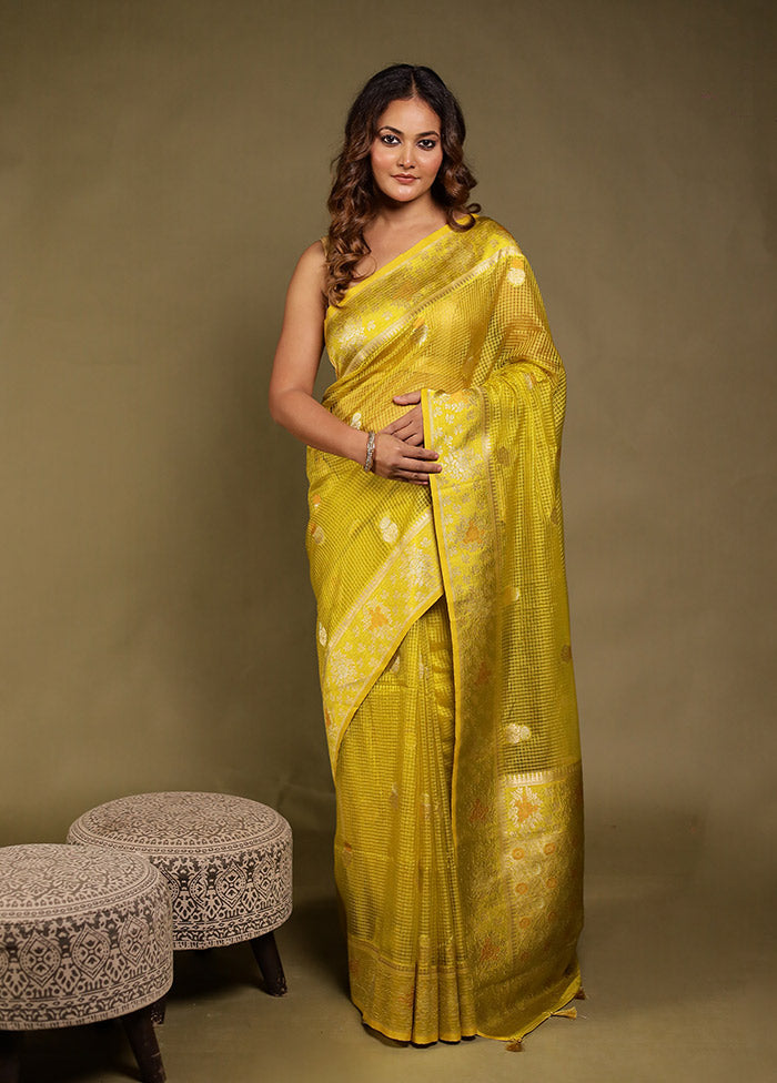 Yellow Cotton Saree With Blouse Piece