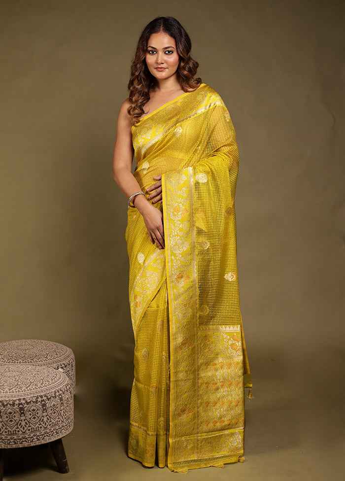 Yellow Cotton Saree With Blouse Piece