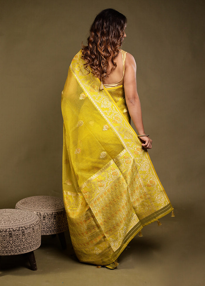Yellow Cotton Saree With Blouse Piece
