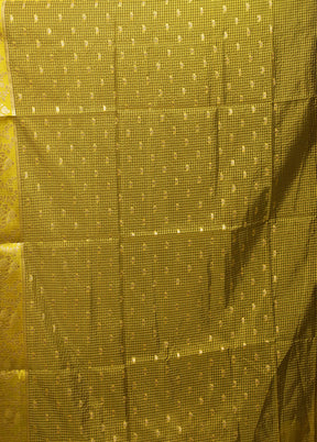 Yellow Cotton Saree With Blouse Piece