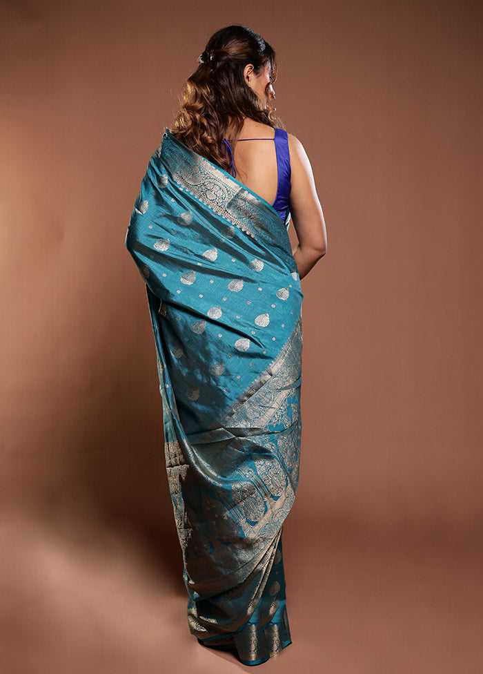 Green Dupion Silk Saree With Blouse Piece