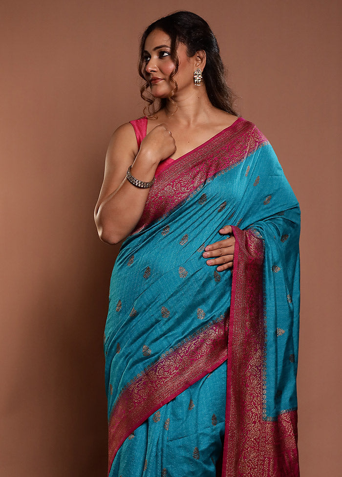 Green Dupion Silk Saree With Blouse Piece