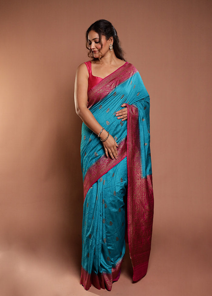 Green Dupion Silk Saree With Blouse Piece
