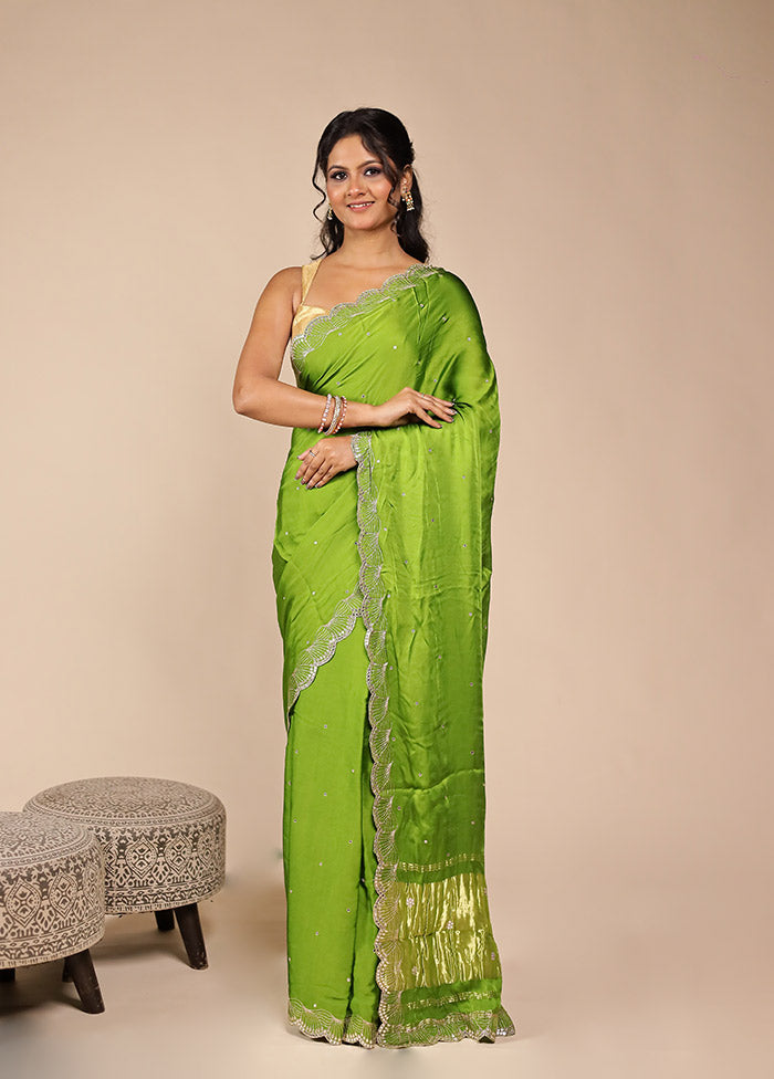 Green Printed Pure Silk Saree With Blouse Piece