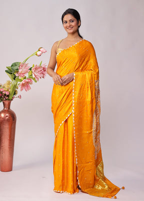 Yellow Printed Pure Silk Saree With Blouse Piece