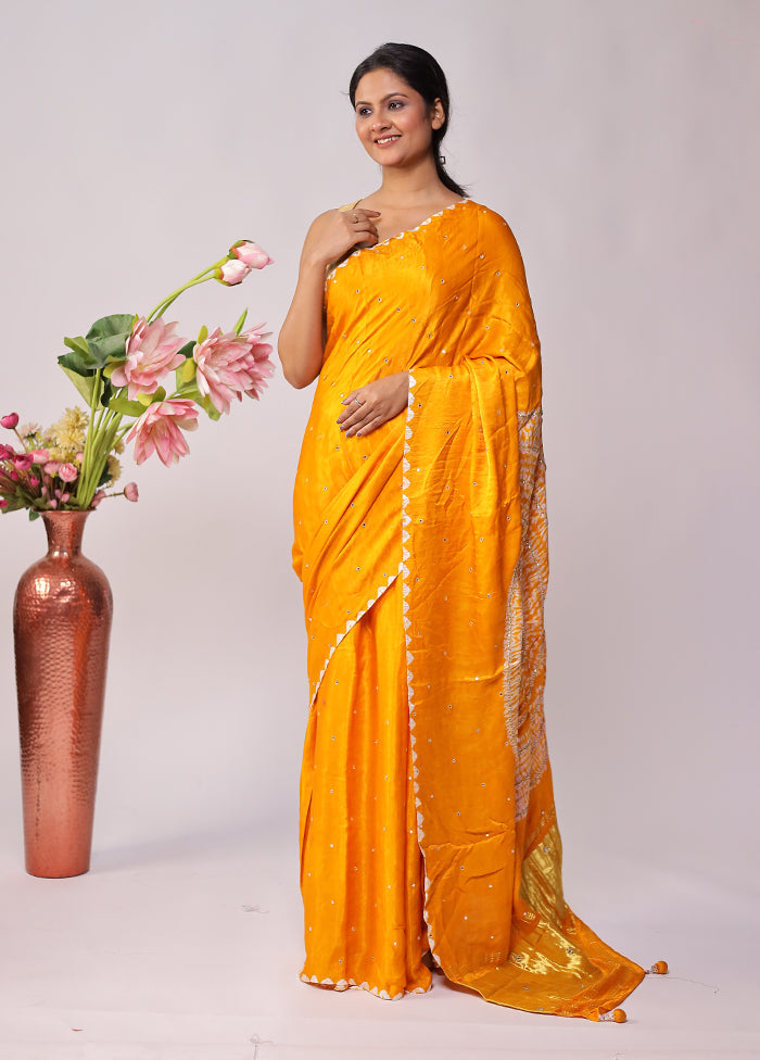 Yellow Printed Pure Silk Saree With Blouse Piece