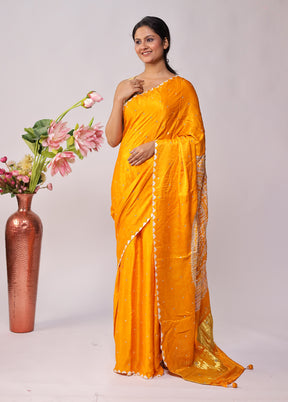 Yellow Printed Pure Silk Saree With Blouse Piece