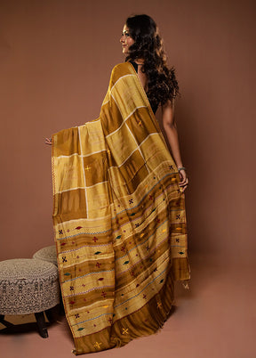 Cream Chanderi Silk Saree With Blouse Piece