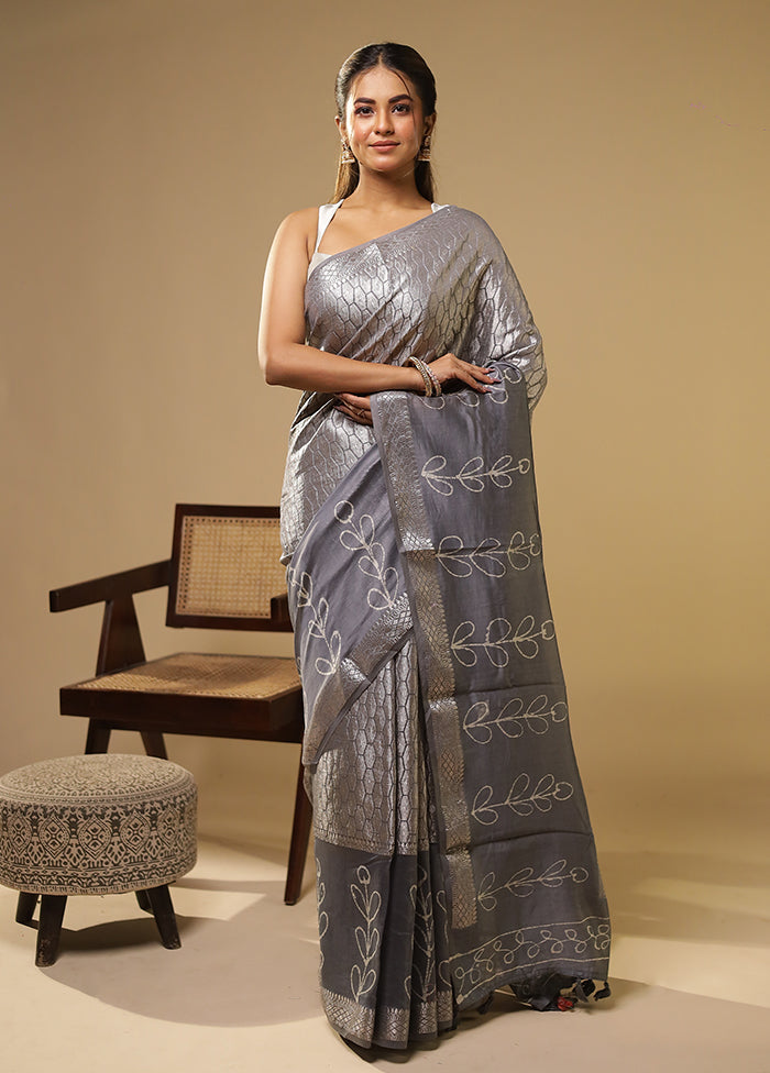 Grey Handloom Chanderi Pure Silk Saree With Blouse Piece